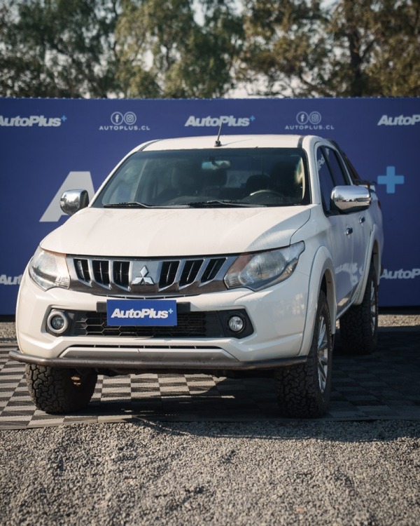 MITSUBISHI L200 DAKAR CRS 4X4 2.4
