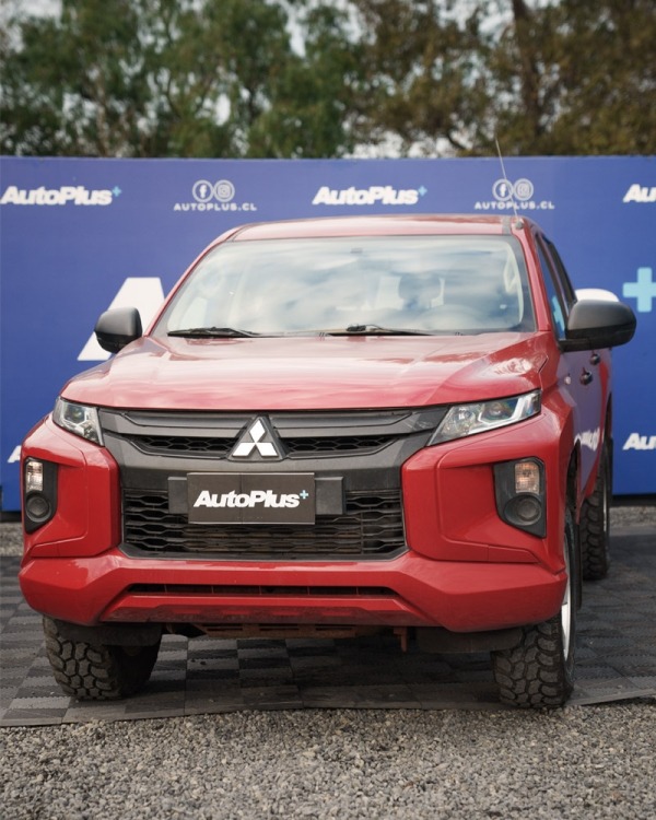 MITSUBISHI L200 KATANA DCAB 4X4 2.5