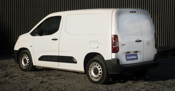 OPEL COMBO 1.6 HDI 92 L1 - Imagen 4