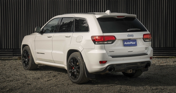 Jeep Grand Cherokee 6.4 Auto SRT8 4WD - Imagen 4