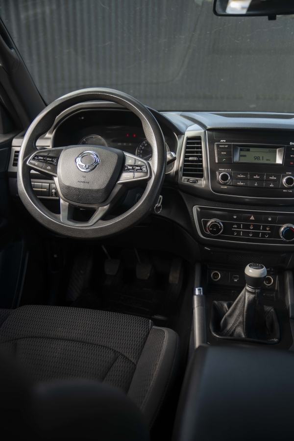 SSANGYONG MUSSO - Imagen 11