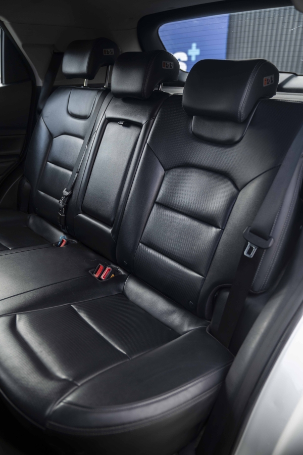 KORANDO 1.6 GLX - Imagen 12
