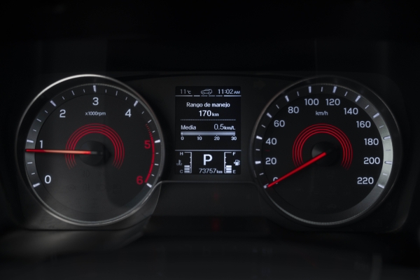 KORANDO 1.6 GLX - Imagen 8