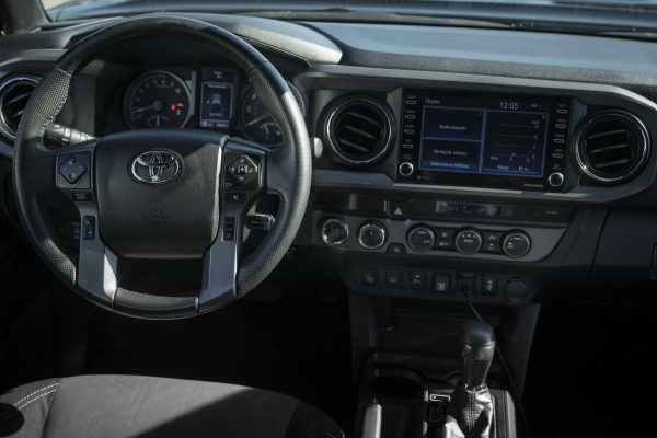 TACOMA DCAB 4X4 3.5 AUT - Imagen 9