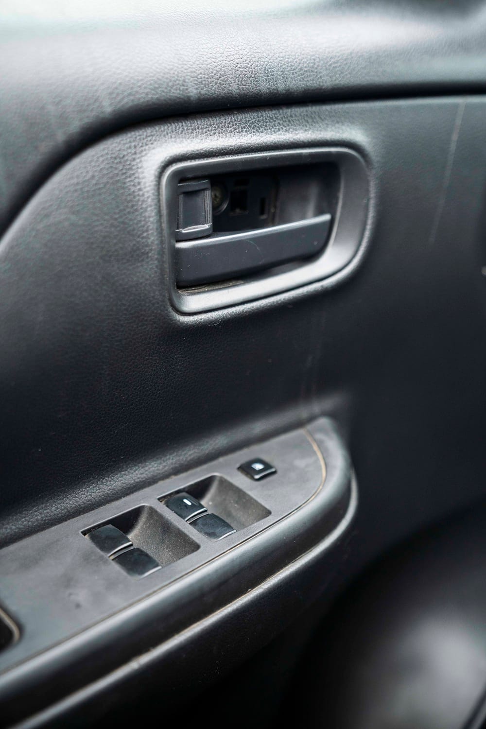 L200 KATANA CRT 4X4 2.4 - Imagen 6