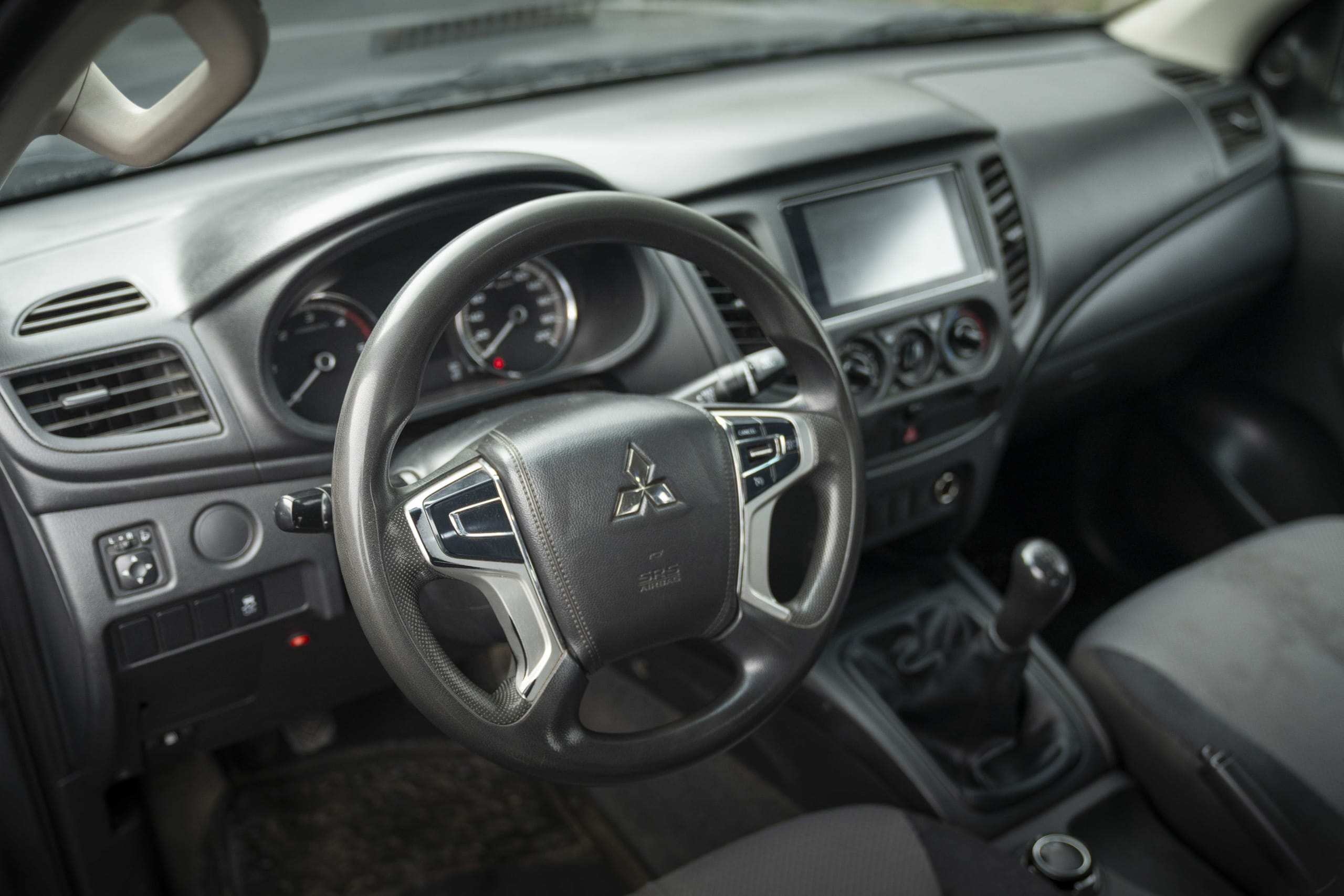 L200 KATANA CRT 4X4 2.4 - Imagen 7