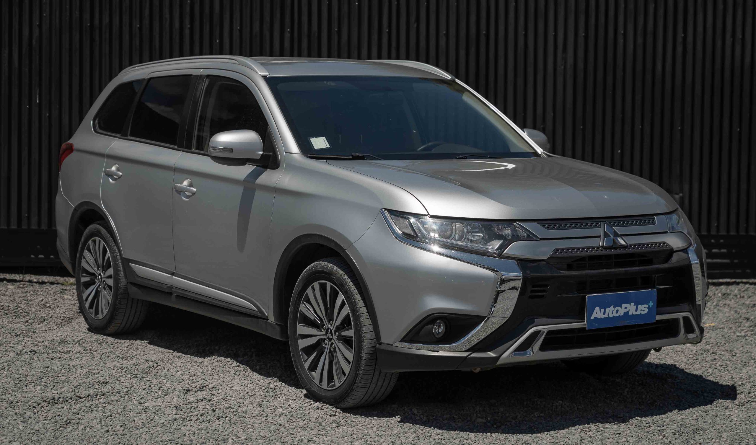 MITSUBISHI OUTLANDER - 2020 - Imagen 9