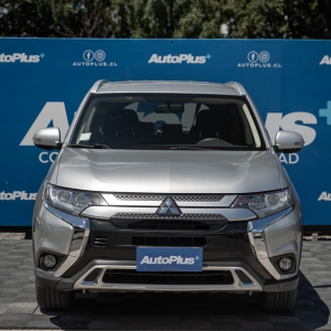 MITSUBISHI OUTLANDER – 2020