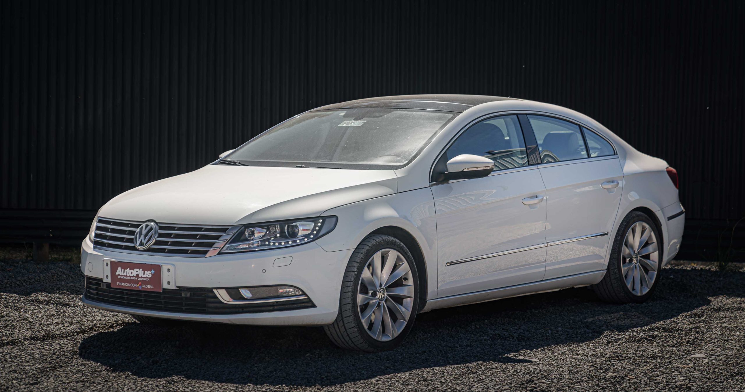 VOLKSWAGEN PASSAT - 2018 - Imagen 11