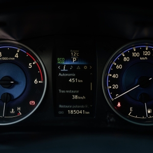 TOYOTA HILUX – 2019